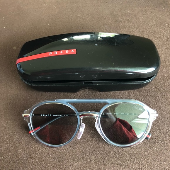 Prada sunglasses - Picture 2 of 6